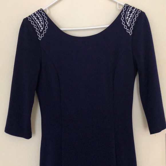 MIDI navy blue dress size medium - Picture 2 of 3